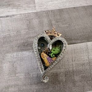 Origami Owl “Heart of Gold” princess locket